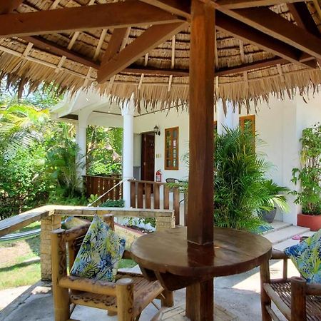 Palmera Palma Private 1-Br Bungalow In Moalboal Exterior foto