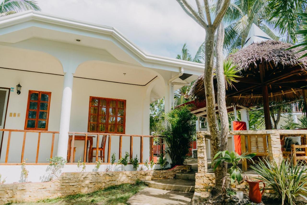Palmera Palma Private 1-Br Bungalow In Moalboal Exterior foto